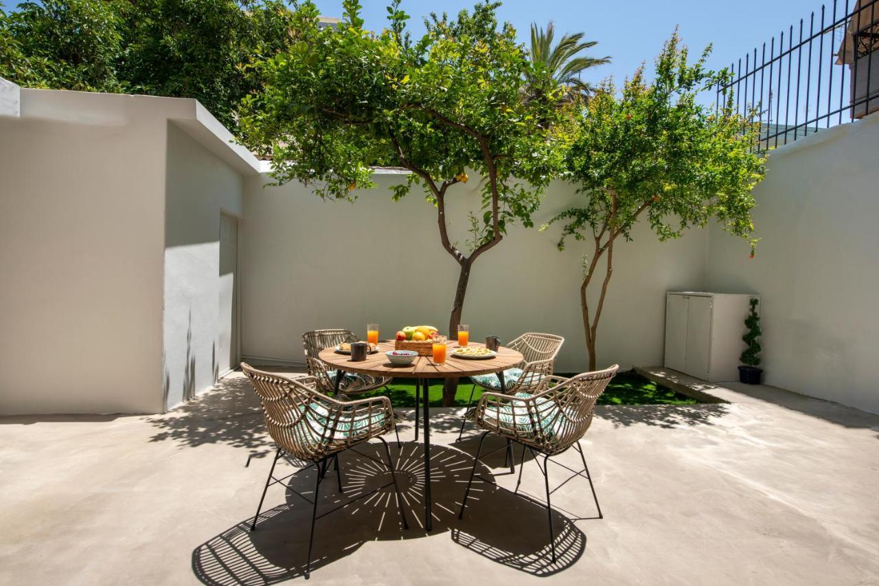Inner City Retreat Apartment Ханья Экстерьер фото