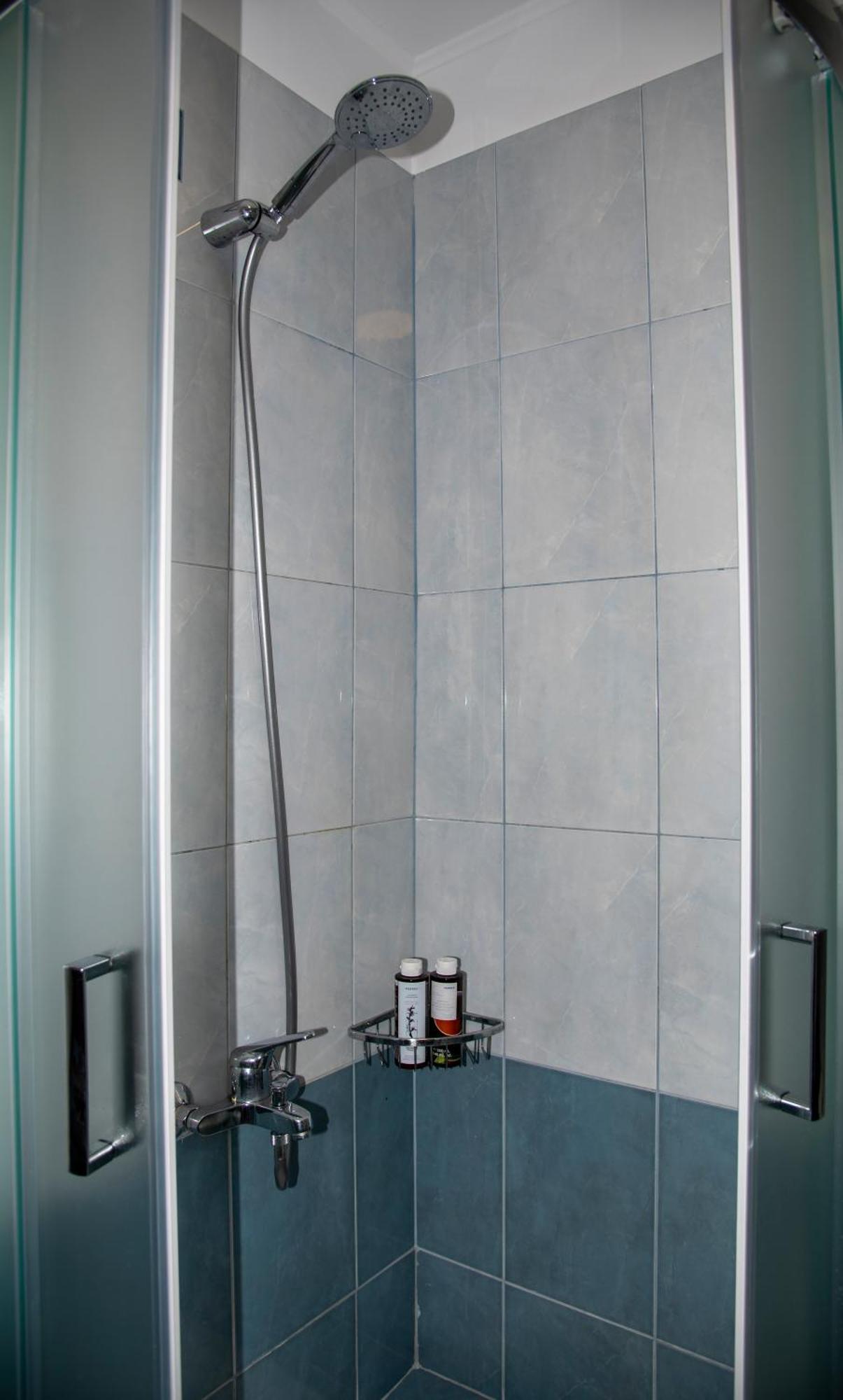 Inner City Retreat Apartment Ханья Экстерьер фото